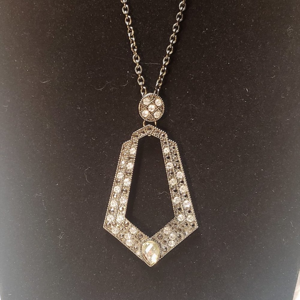 Hematite color necklace - Picture 2 of 2